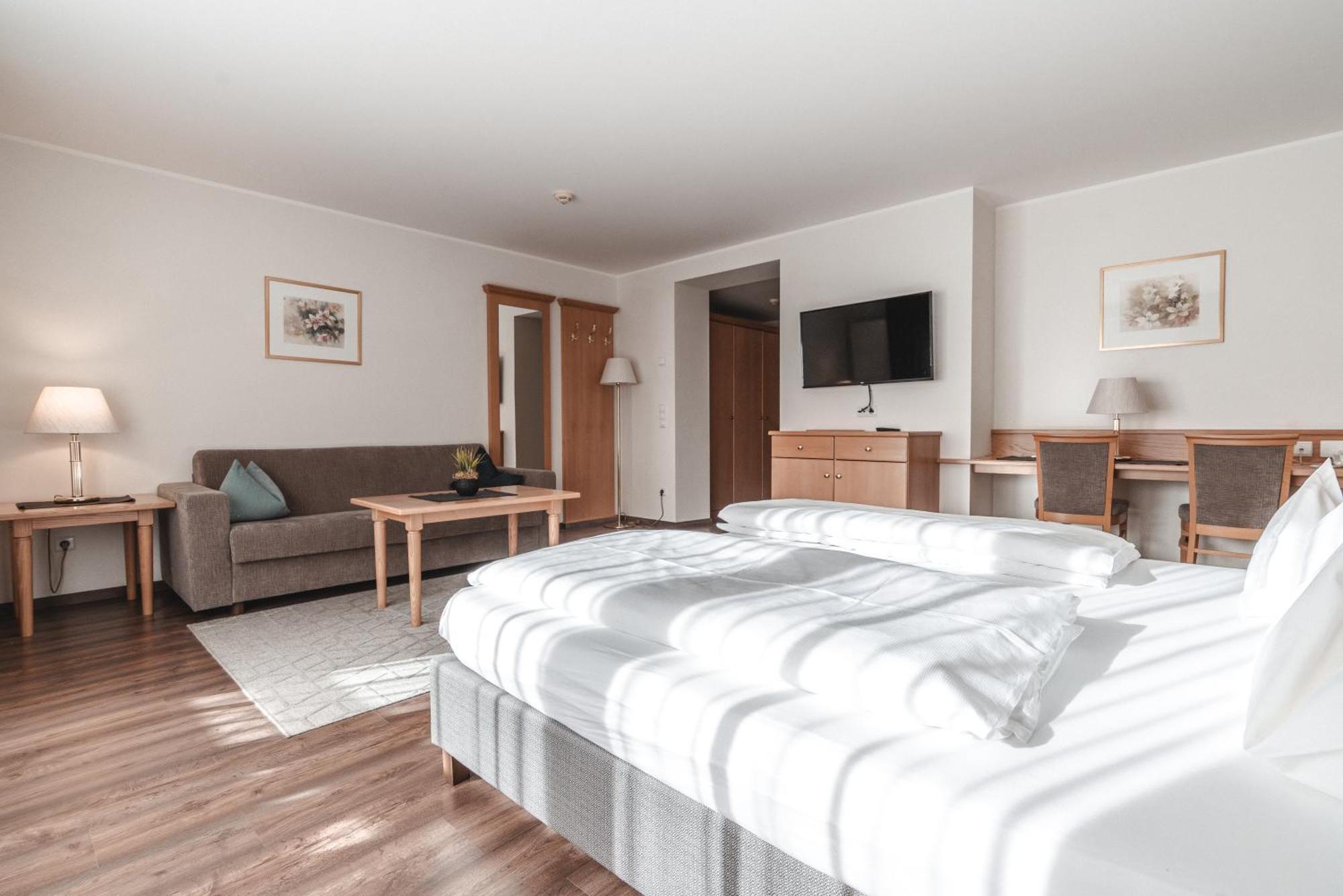 Hotel Reischach بَرونيكو المظهر الخارجي الصورة